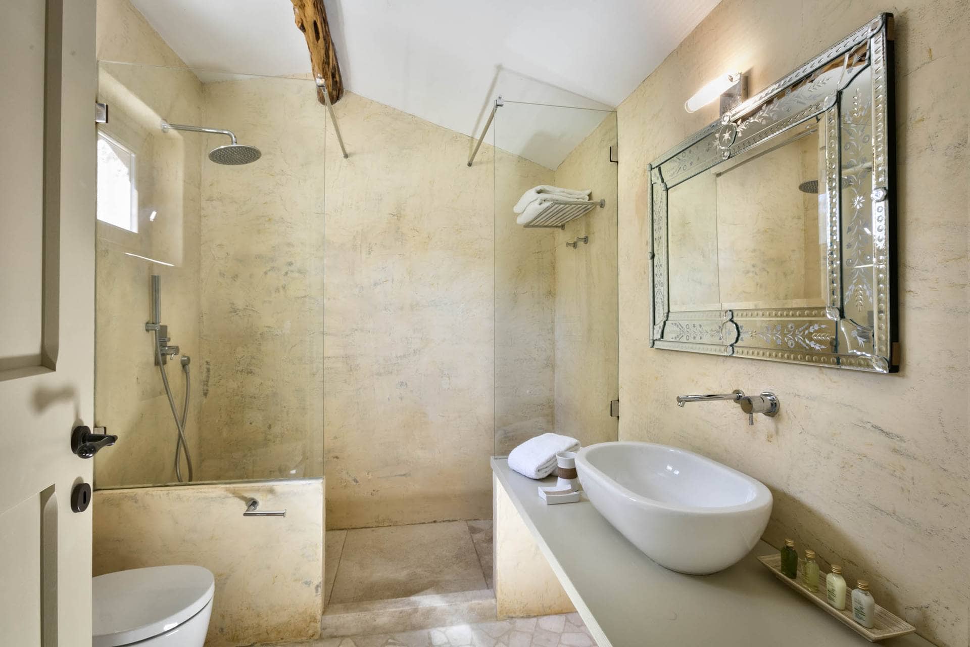 Bild - 589a72e0-d19d-4e64-acc8-38e3d5451812